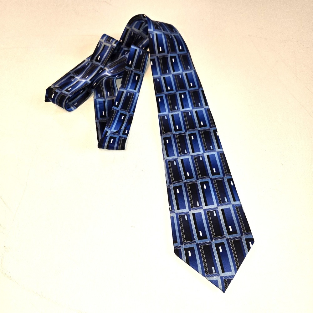 Arrow 100% Silk Blue Black Silver Boxy Print Men's‎ Necktie
